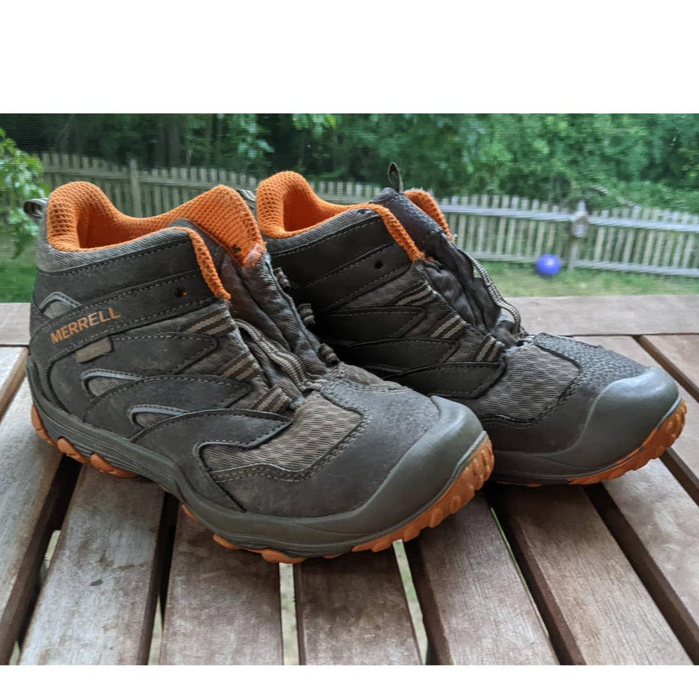 Merrell Child Chameleon Mid Lace Up Waterproof Hiking Boot size 1
